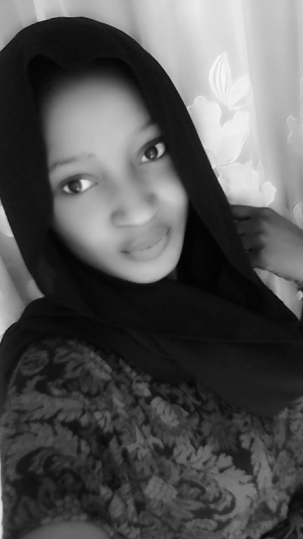 Profile picture of Zeeyzeey